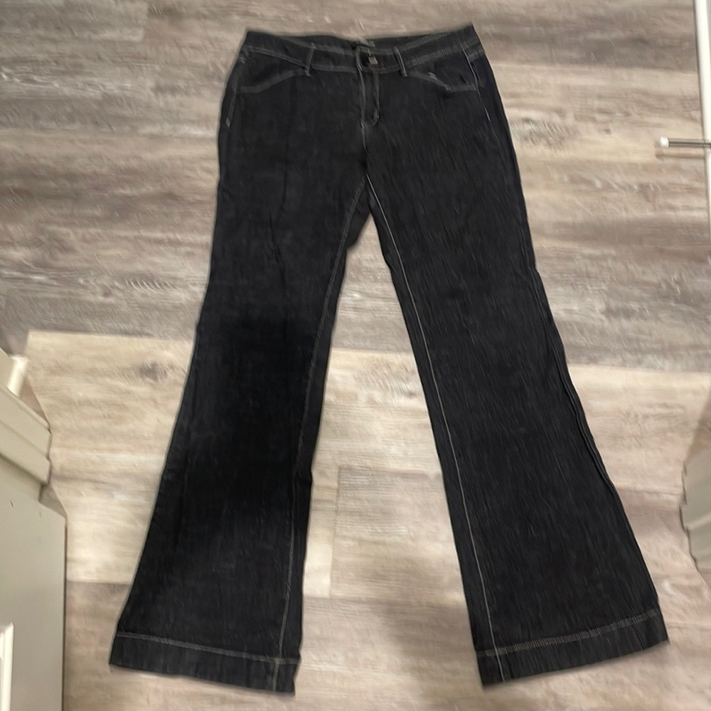 WHBM 6R Trouser Leg Jeans. Excellent condition.